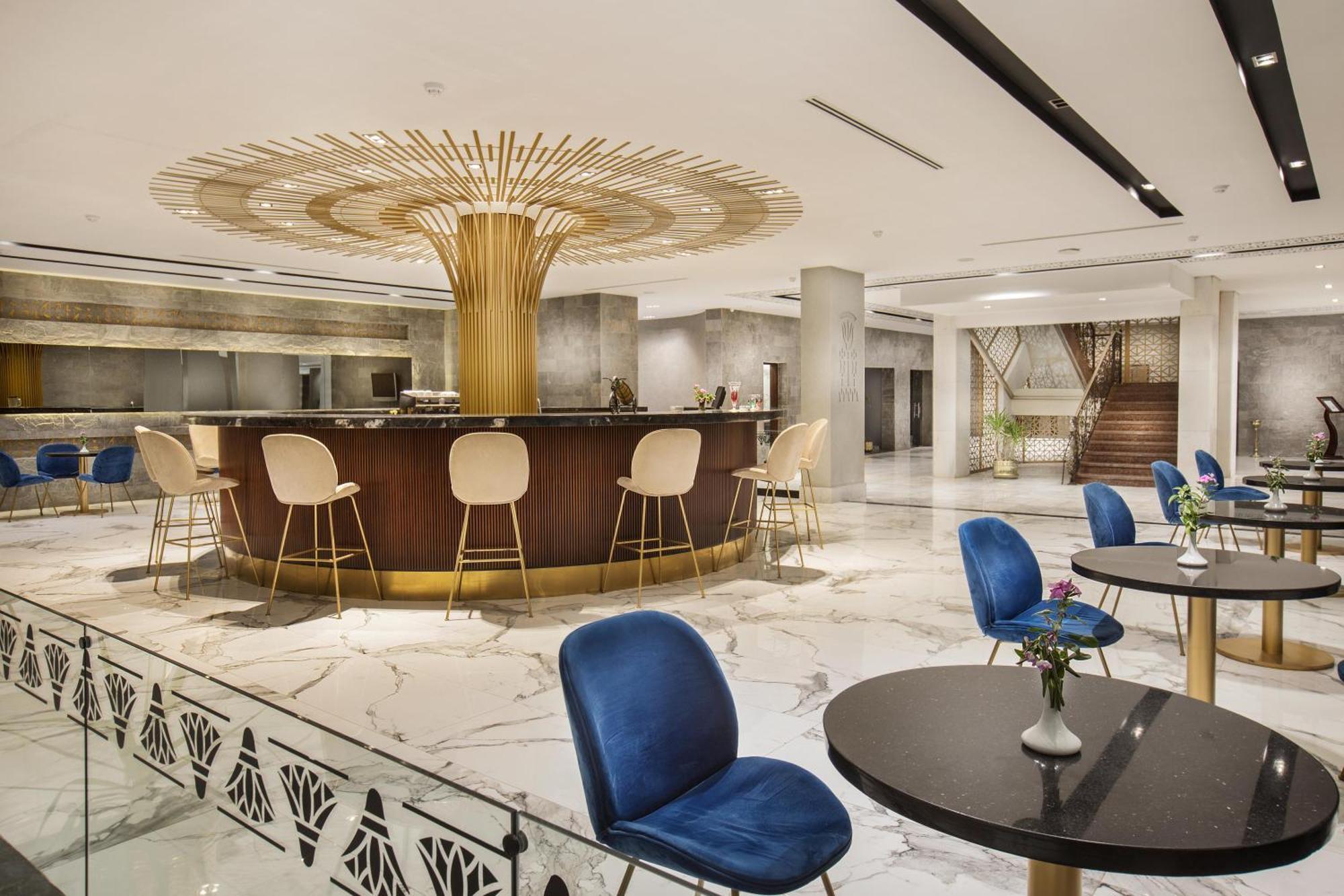 พีรามิซา ลักซอร์ โฮเต็ล แอนด์ สวีท Hotel ภายนอก รูปภาพ